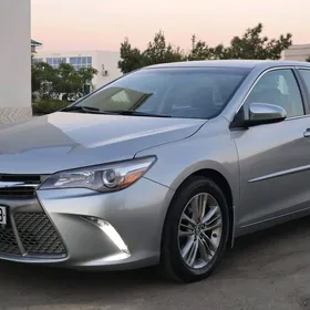 Toyota Camry 2016