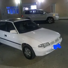 Opel Astra 1992