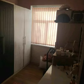 Срочно продам 3х ком 3 этаж .