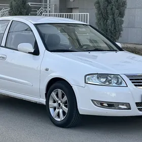Nissan Sunny 2011