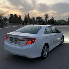 Toyota Camry 2012