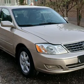 Toyota Avalon 2000