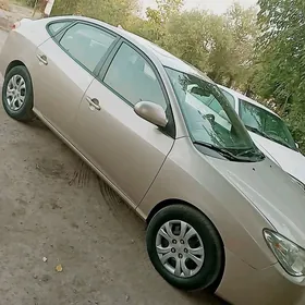 Hyundai Elantra 2010