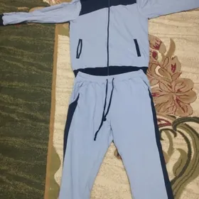 спортивный костюм