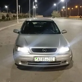 Opel Astra 2000