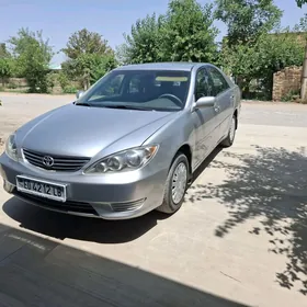 Toyota Camry 2004