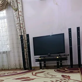 ARENDA HİTROVKA 3 KOMNAT