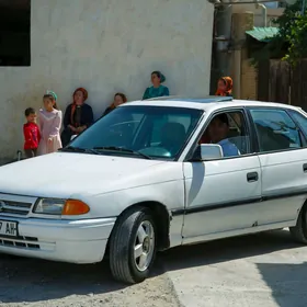 Opel Astra 1992