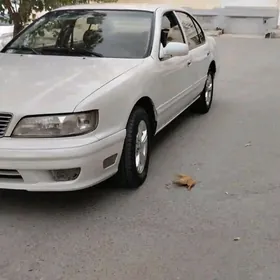 Nissan Cefiro 1995