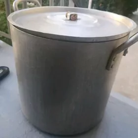 Кастрюля алюминиевая