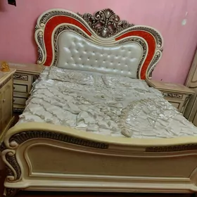 Gigant spalni komplekt