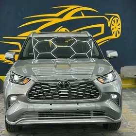 Toyota Highlander 2022