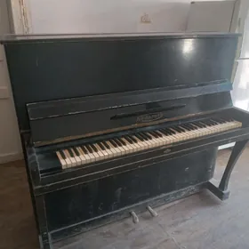 Pianino