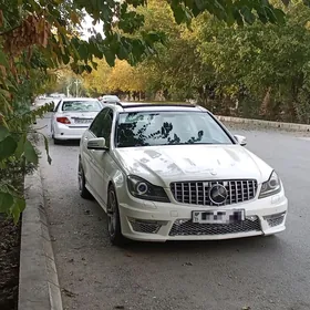 Mercedes-Benz C350 2008