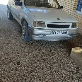Opel Corsa 1990