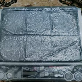 Udarnik Roland sempl