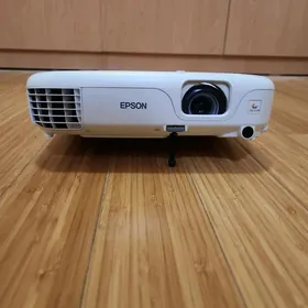 Epson proyektor/проектор