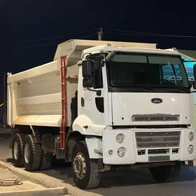 Ford Cargo 3535D 2014