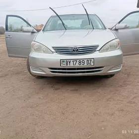 Toyota Camry 2004