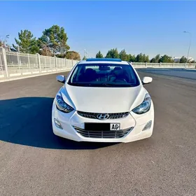 Hyundai Elantra 2012