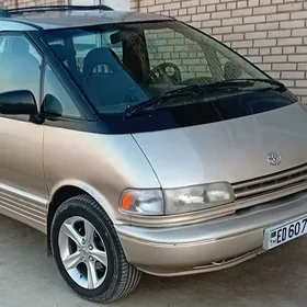 Toyota Previa 1993