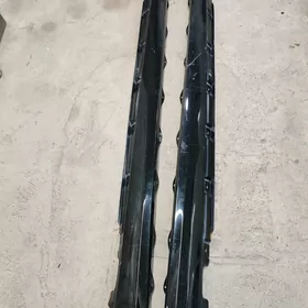 накладные пороги Мерседес 211