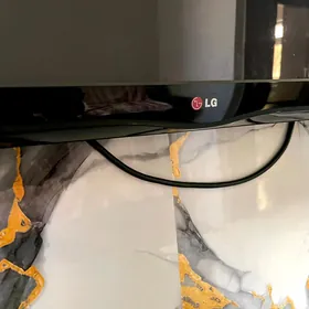 Telewizor LG 42k
