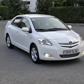 Toyota Yaris 2008
