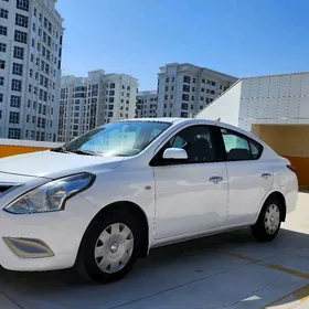 Nissan Sunny 2020