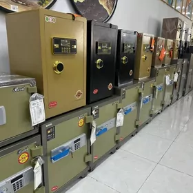 СЕЙФЫ ЛЮБЫХ РАЗМЕРОВ