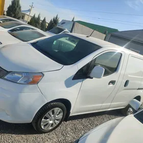 Nissan NV200 2020