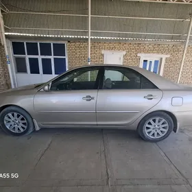 Toyota Camry 2003