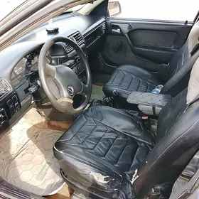 Opel Vectra 1992
