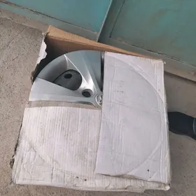 Диски и колпаки R16