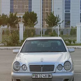 Mercedes-Benz C320 1996