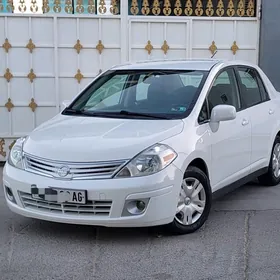 Nissan Versa 2010