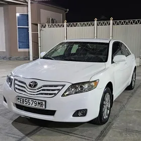 Toyota Camry 2011