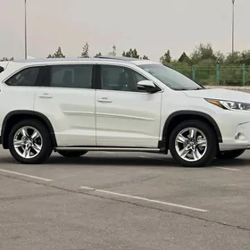 Toyota Highlander 2018