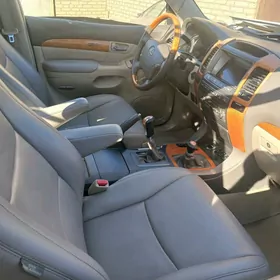 Toyota Land Cruiser Prado 2005