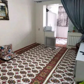 4mkr 4/2etažy 1komnat 2edilen