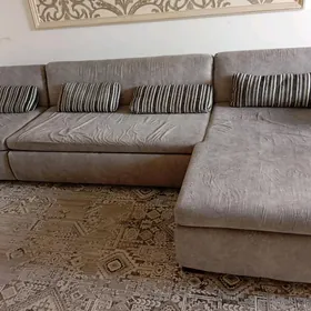 Диван угловой