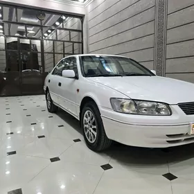 Toyota Camry 1998