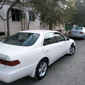 Toyota Camry 2000