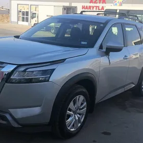 Nissan Pathfinder 2021