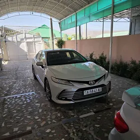 Toyota Camry 2023