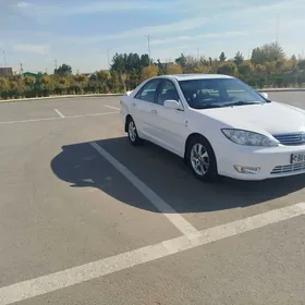 Toyota Camry 2004