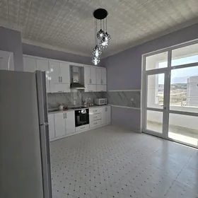 Gurtly 4 et 4 komnat 155m²