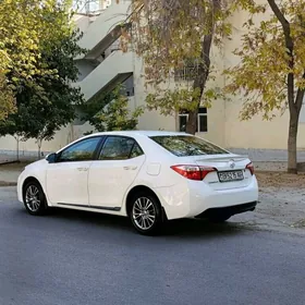 Toyota Corolla 2015