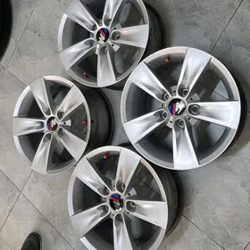 BMW R16. E46 E36 F30 bolÿa