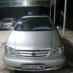 Toyota Sienna 2001